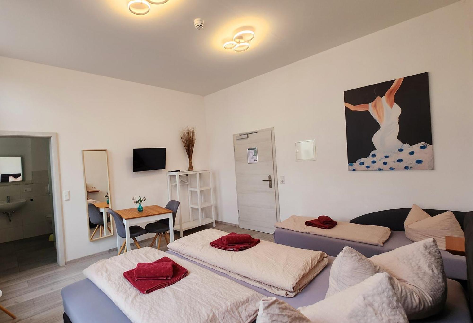Zum Obstler - Gaststaette Und Pension Gera Exterior foto